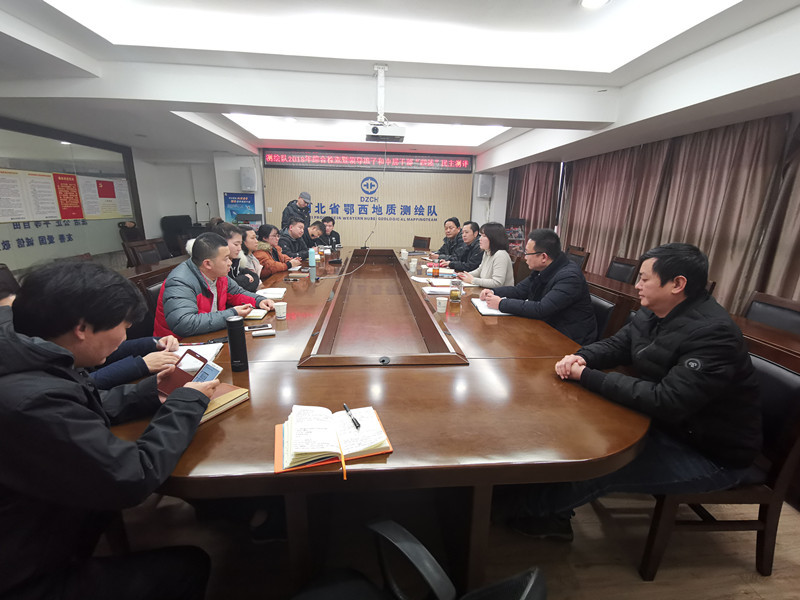 張所邦、冉瑞生(shēng)一(yī)行(xíng)到(dào)我隊開(kāi)展2018年(nián)綜合考評暨領導班子(zǐ)和(hé)中層幹部“四述”民(mín)主測評工(gōng)作(zuò)