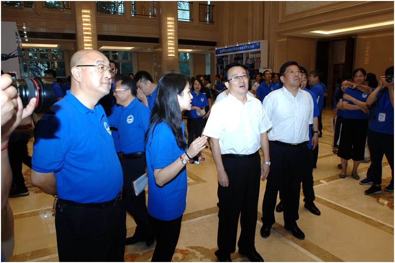 全國(guó)測繪法宣傳日(rì)暨國(guó)家(jiā)版圖意識宣傳周活動拉開(kāi)帷幕