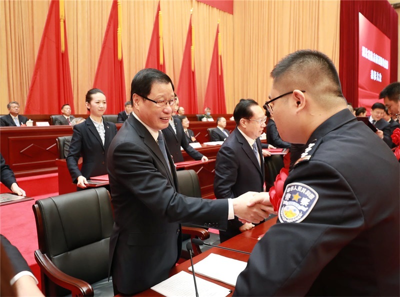 牢記囑托感恩奮進、弘揚偉大(dà)抗疫精神！今天，湖(hú)北(běi)隆重舉行(xíng)這(zhè)場(chǎng)表彰大(dà)會(huì)