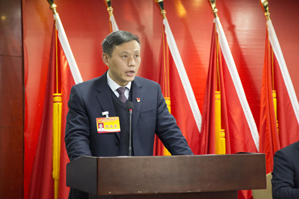 中國(guó)共産黨湖(hú)北(běi)省地(dì)質局第七地(dì)質大(dà)隊第五次代表大(dà)會(huì)圓滿召開(kāi)