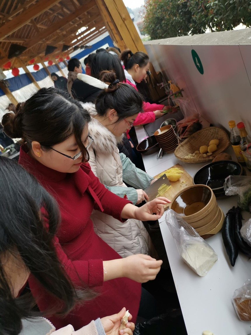 七隊組織開(kāi)展“三八婦女(nǚ)節”慶祝活動